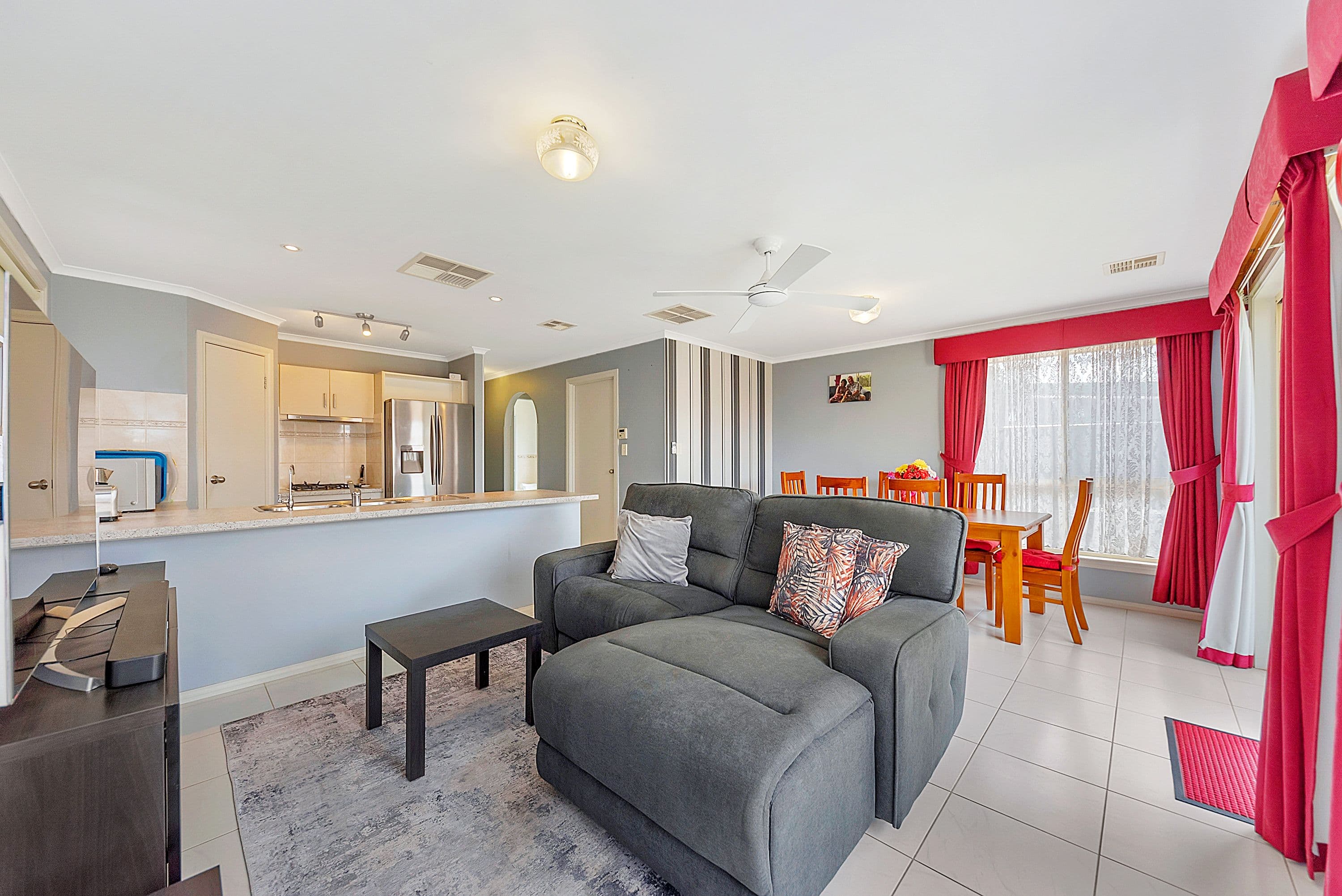 2 Naismith Street, Footscray - Thumbnail 3