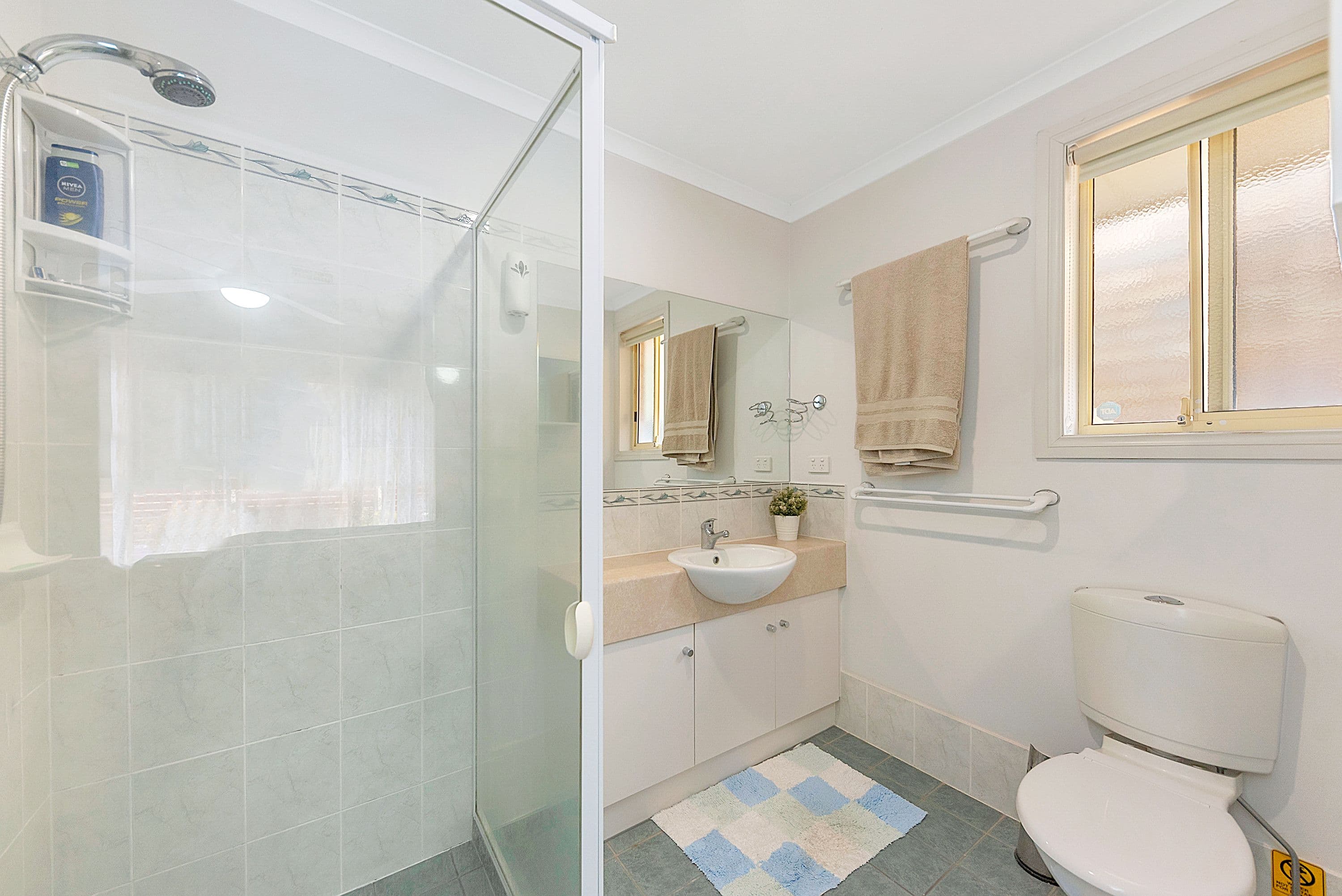 2 Naismith Street, Footscray - Thumbnail 7