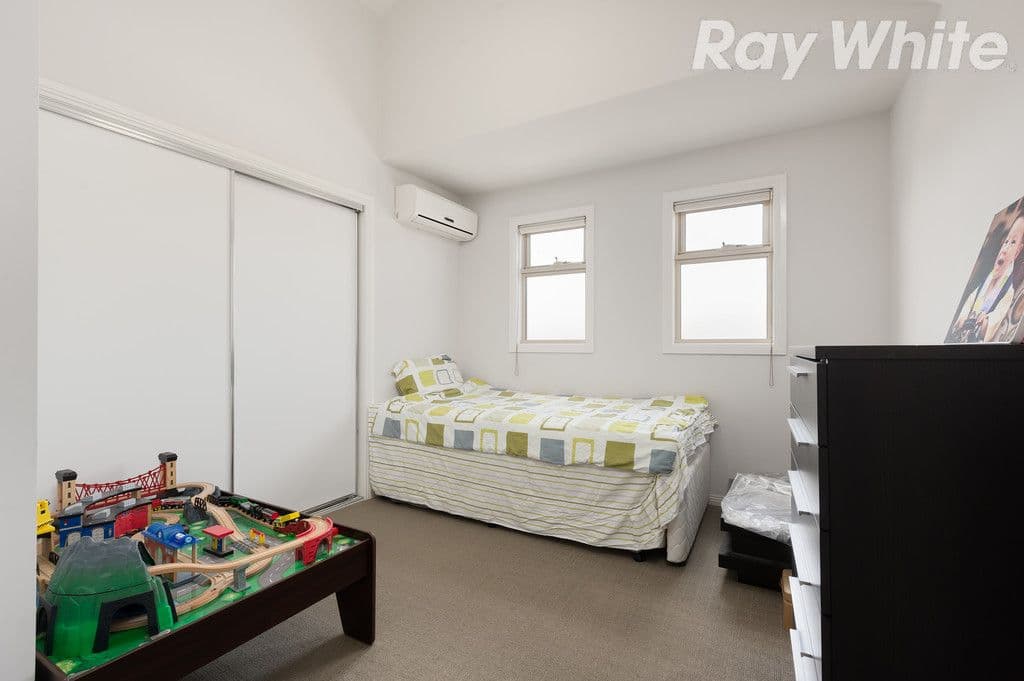 45 Barton Street, Reservoir VIC 3073, Reservoir - Thumbnail 7