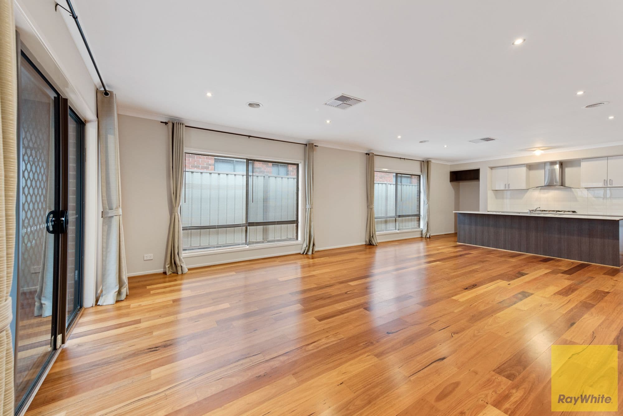 67 Rockpool Road, Truganina VIC 3029, Truganina - Thumbnail 7