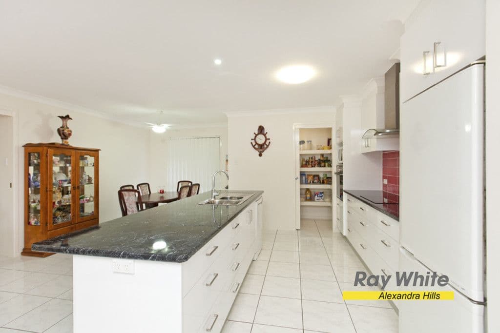 9 Vedson Street, BIRKDALE QLD 4159, Birkdale - Thumbnail 4