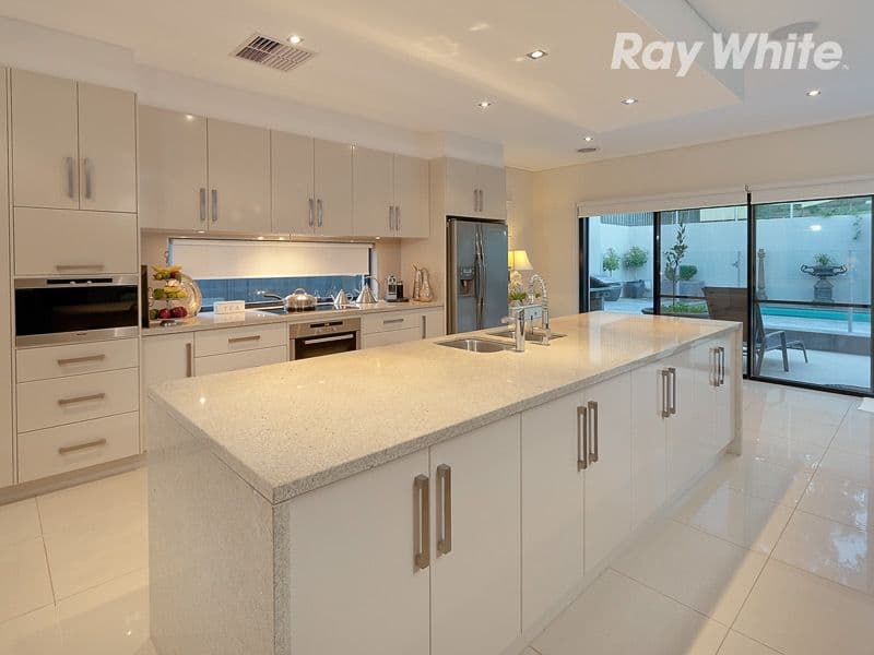 665 Yambla Avenue, ALBURY NSW 2640, Albury - Thumbnail 2