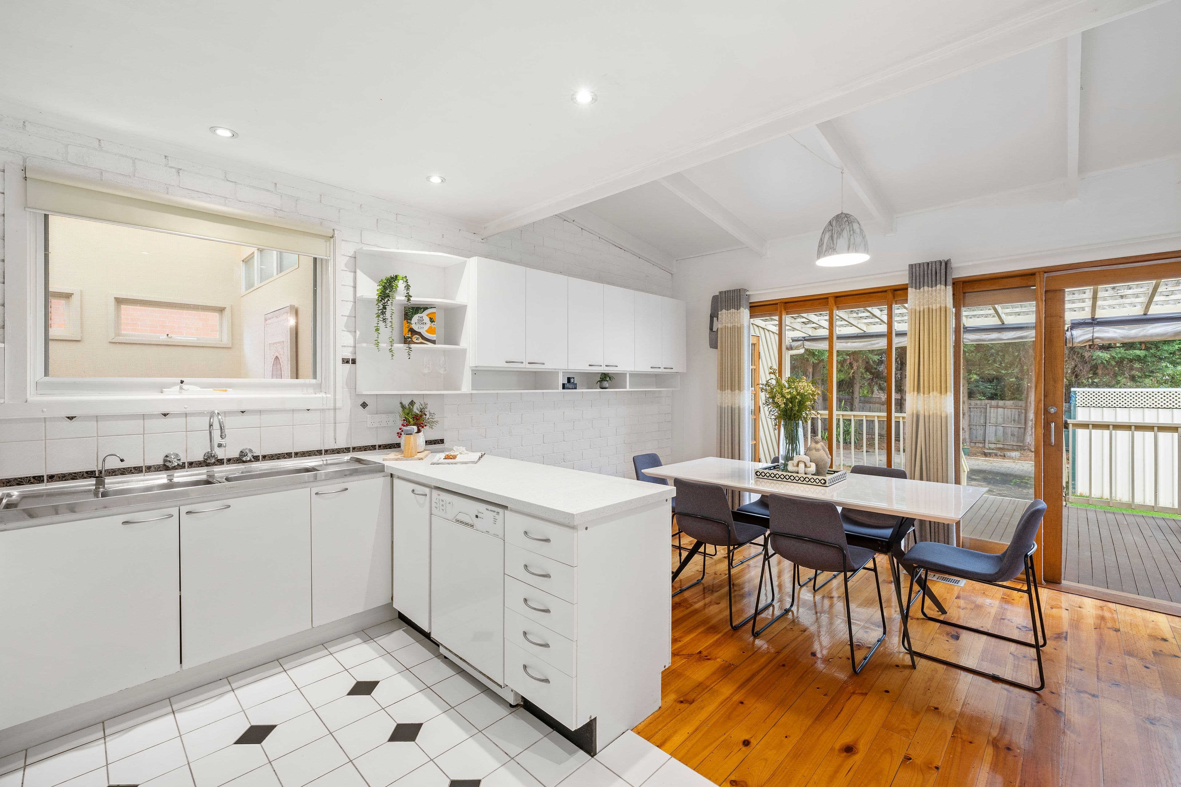 12 Arthur Street, Wantirna South VIC 3152, Wantirna South - Thumbnail 6