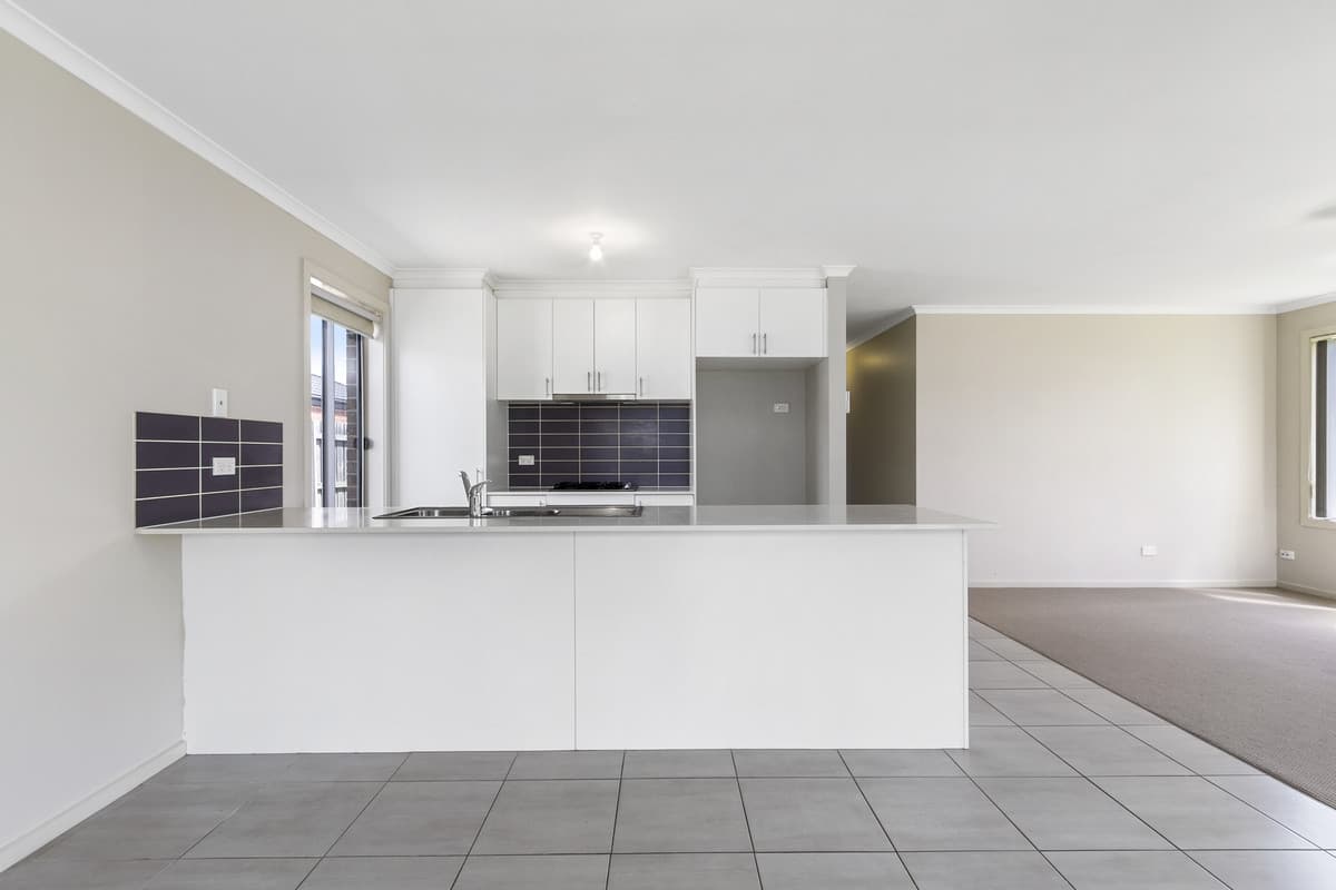 4 Hannah Street, MORWELL VIC 3840, Morwell - Thumbnail 2