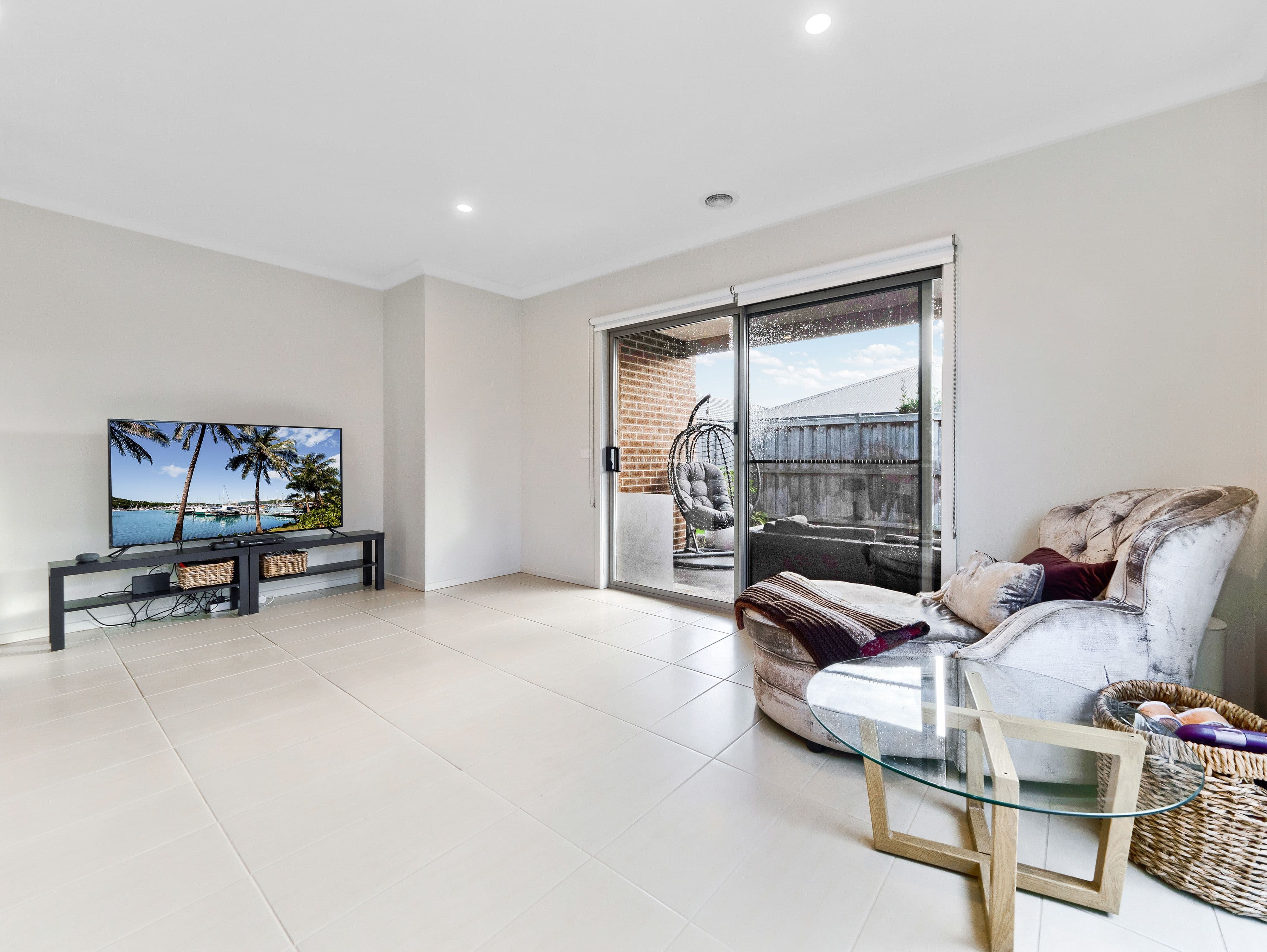 5 Panther Close, Clyde North VIC 3978, Clyde North - Thumbnail 5