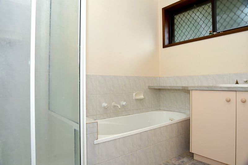 75 Callander Road, NOBLE PARK VIC 3174, Noble Park - Thumbnail 6