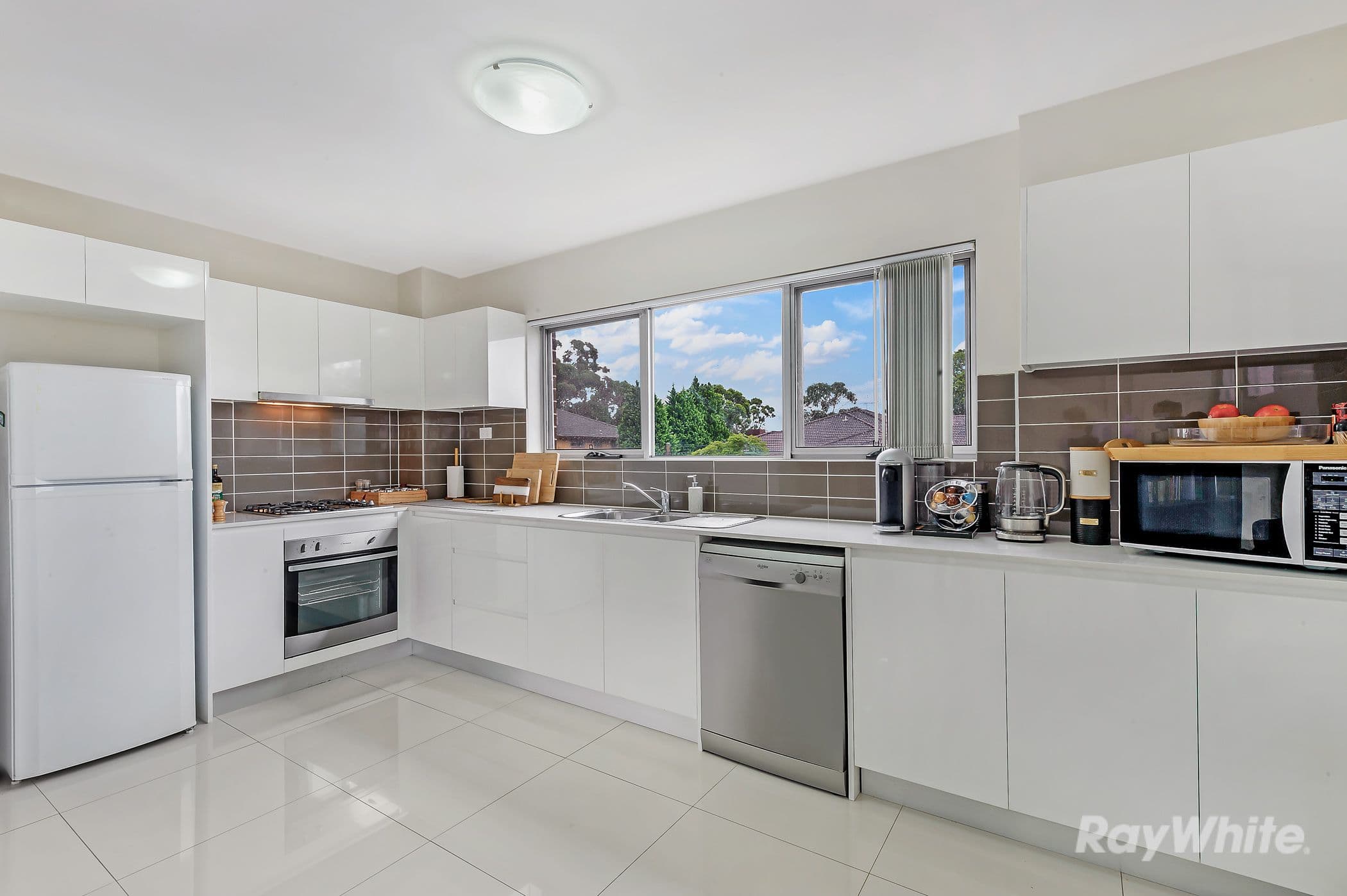 12 Stimson Street, Guildford NSW 2161, Guildford - Thumbnail 2