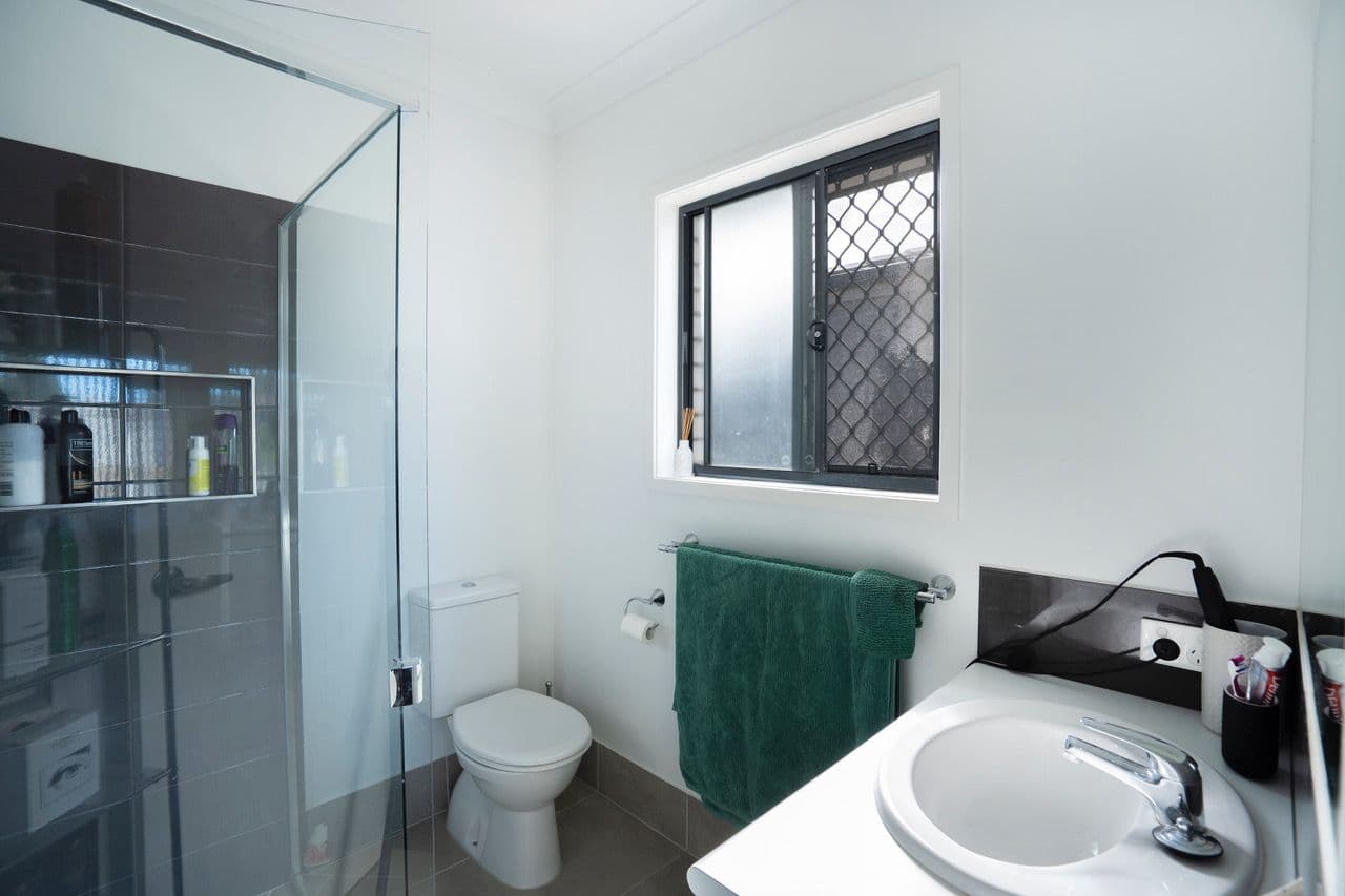 72 Lakeside Crescent, Ningi QLD 4511, Ningi - Thumbnail 5