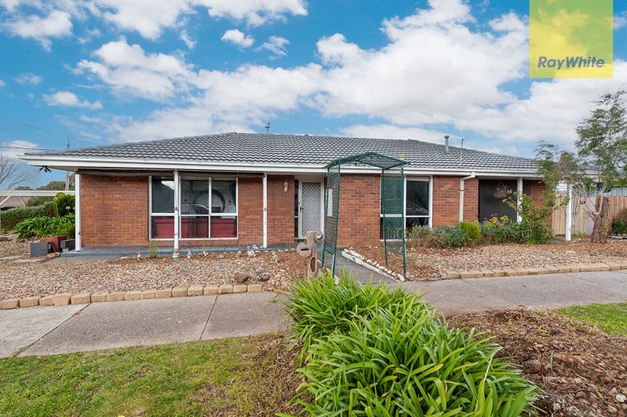 3 Langdon Crescent, Craigieburn VIC 3064, Craigieburn - Image 1