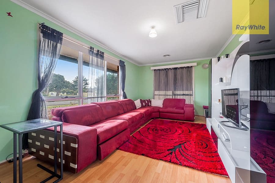 3 Langdon Crescent, Craigieburn VIC 3064, Craigieburn - Thumbnail 7