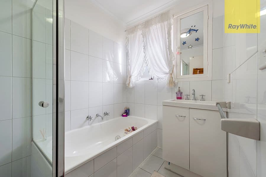 3 Langdon Crescent, Craigieburn VIC 3064, Craigieburn - Thumbnail 8