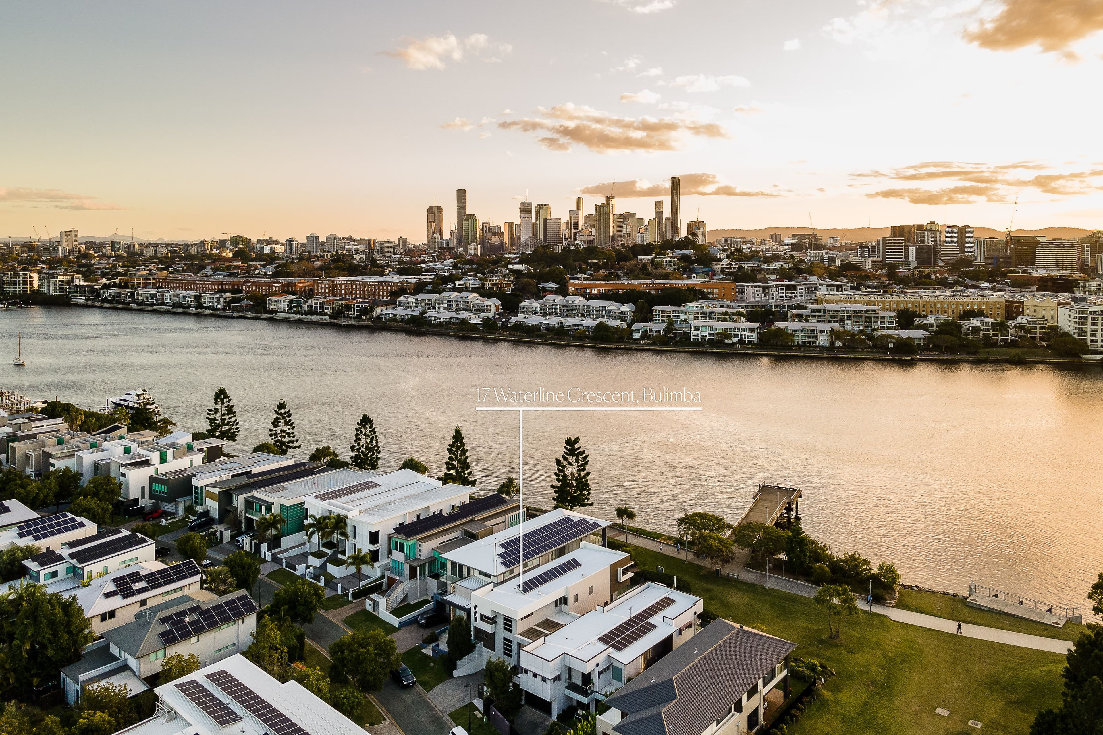 17 Waterline Crescent, Bulimba QLD 4171, Bulimba - Thumbnail 3