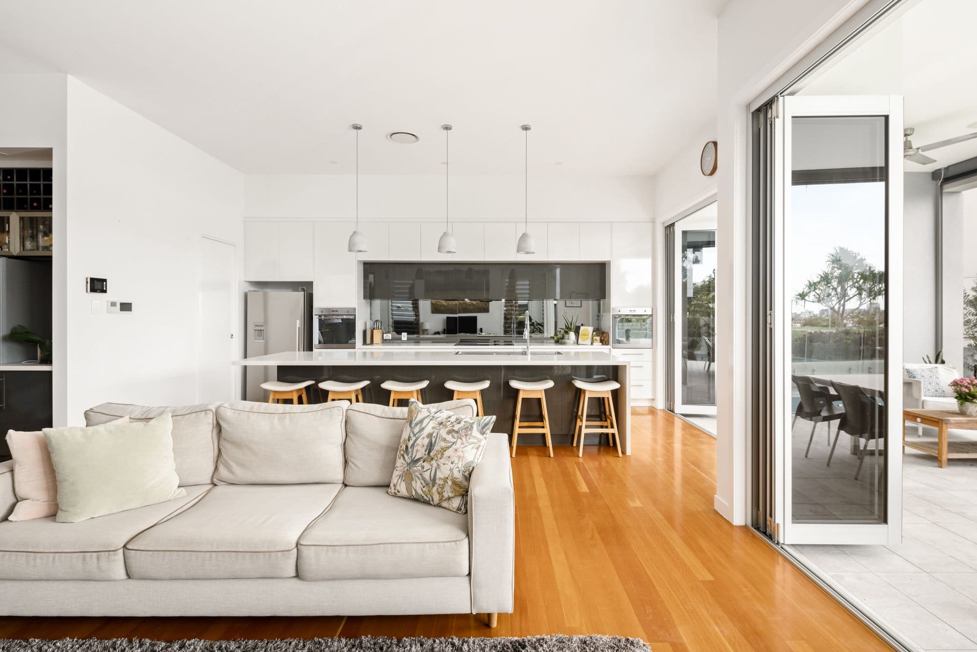17 Waterline Crescent, Bulimba QLD 4171, Bulimba - Thumbnail 8