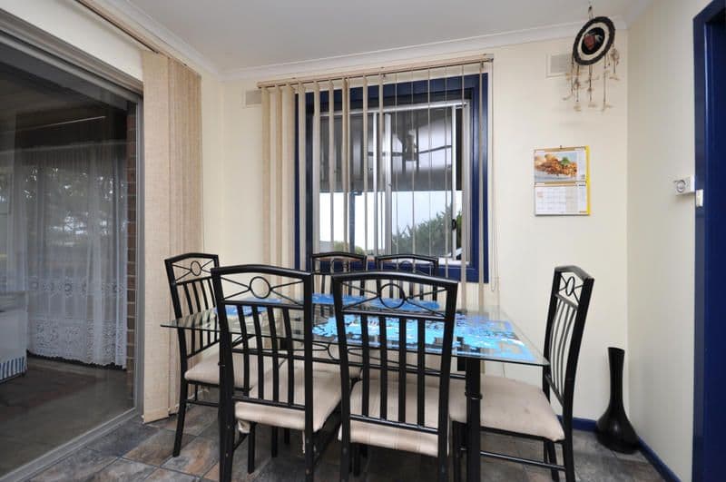 1 Gretel Crescent, HALLETT COVE SA 5158, Hallett Cove - Thumbnail 5