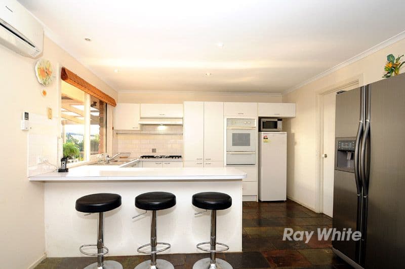9 Jando Court, ROWVILLE VIC 3178, Rowville - Thumbnail 2