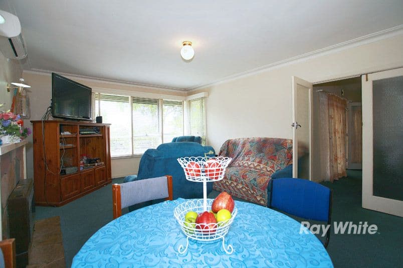 6 Sandra Avenue, NOBLE PARK VIC 3174, Noble Park - Thumbnail 5