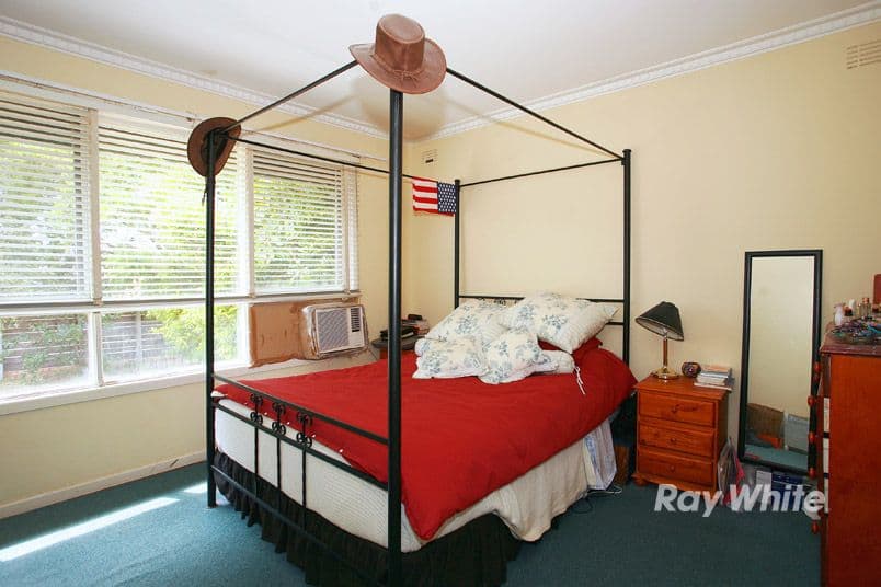 6 Sandra Avenue, NOBLE PARK VIC 3174, Noble Park - Thumbnail 7