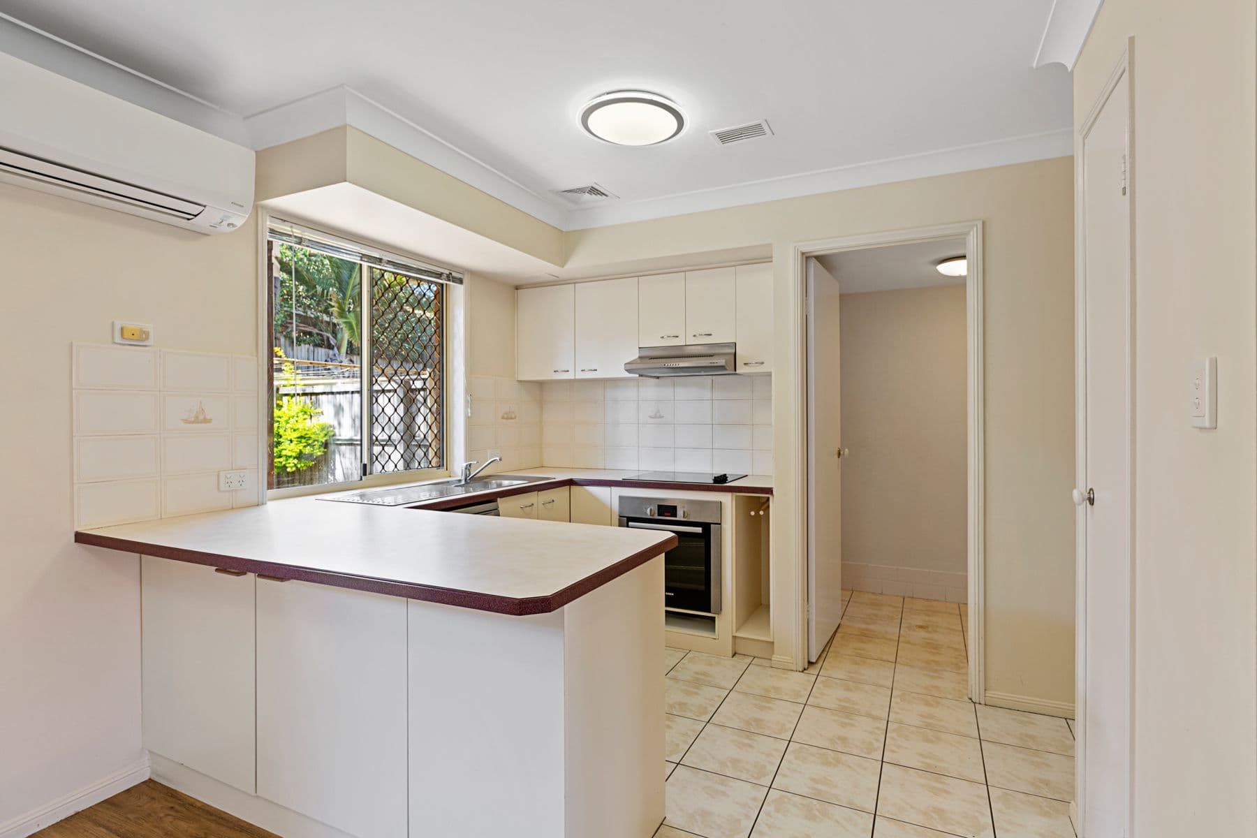 63 Bowen Street, Capalaba QLD 4157, Capalaba - Thumbnail 6