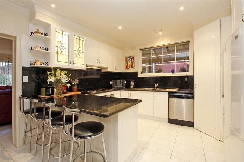 12 Hakea Court, THOMASTOWN VIC 3074, Thomastown - Thumbnail 4