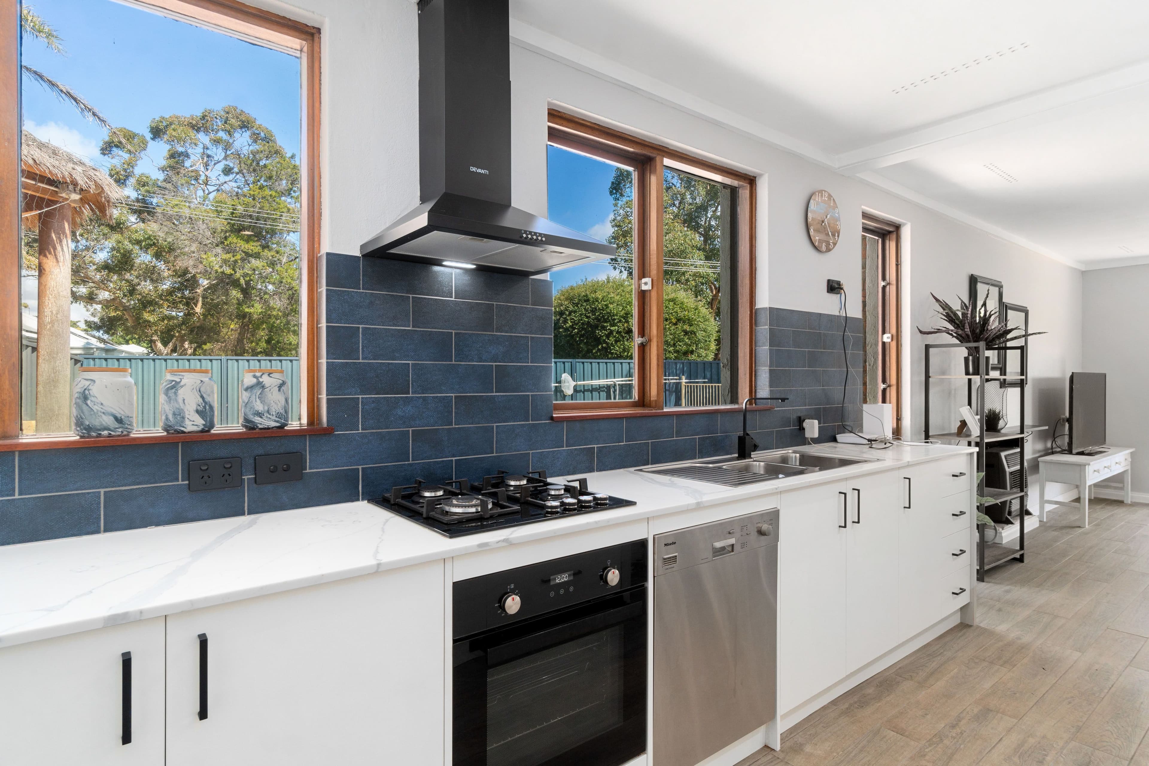11 Clarkside Court, Wanneroo WA 6065, Wanneroo - Thumbnail 2