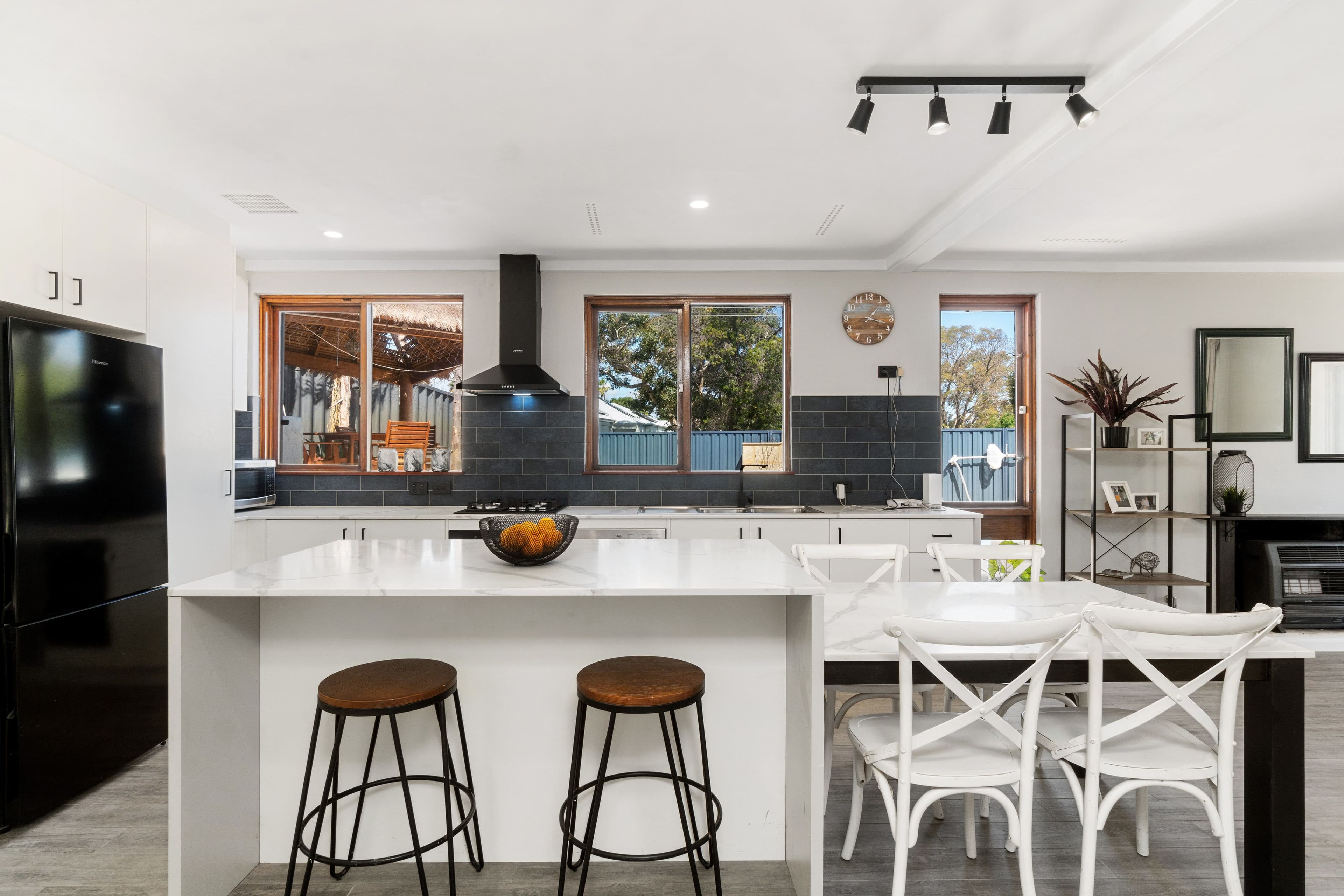 11 Clarkside Court, Wanneroo WA 6065, Wanneroo - Thumbnail 3