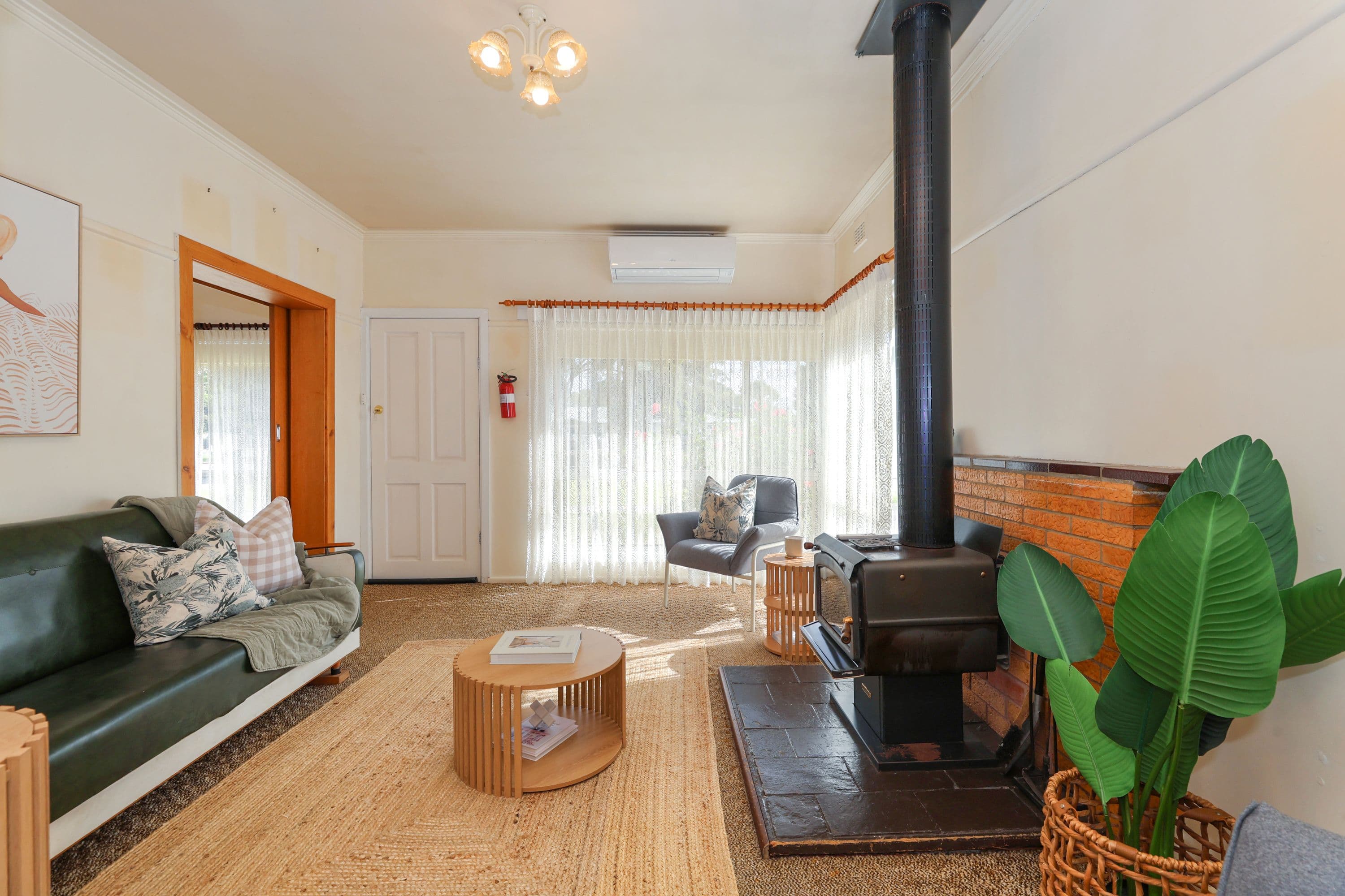 25 Neylon Street, Cobden VIC 3266, Cobden - Thumbnail 5