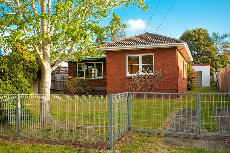 33 Cassia Street, BARRACK HEIGHTS NSW 2528, Barrack Heights - Image 1