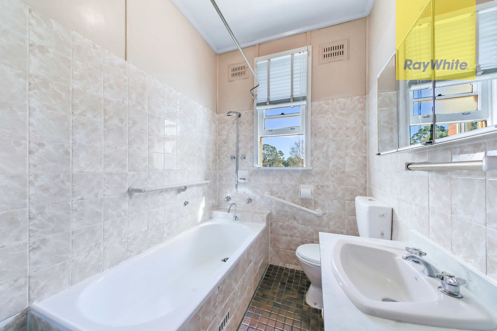 49 Amos Street, Westmead - Thumbnail 6