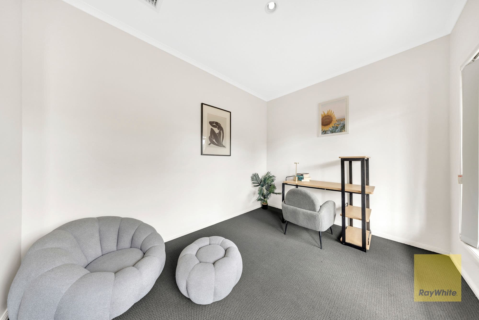 29 Sumner Crescent, Point Cook VIC 3030, Point Cook - Thumbnail 3