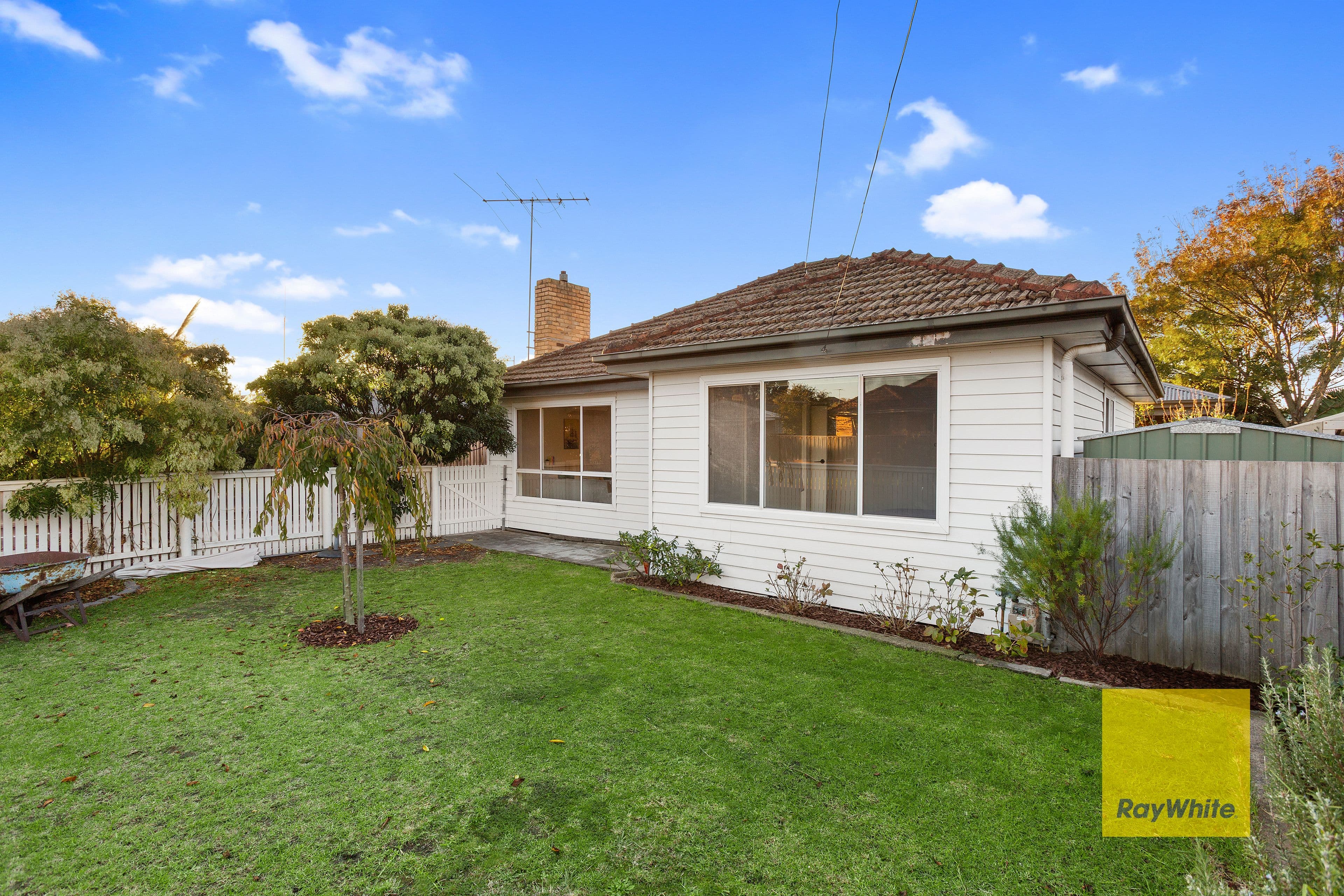 2 Herbert Street, Belmont VIC 3216, Belmont - Thumbnail 2