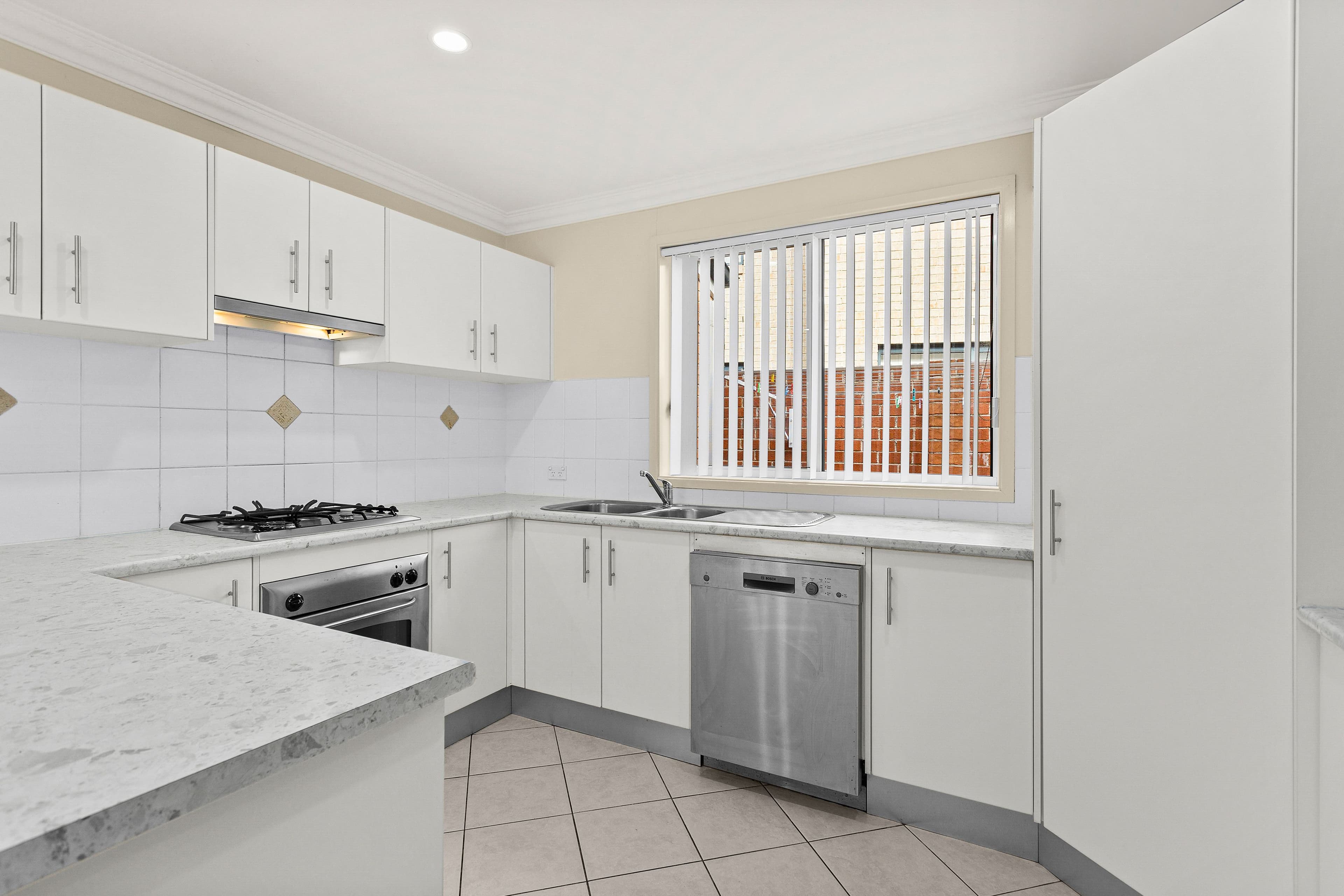 3 Silkwood Road, Woonona NSW 2517, Woonona - Thumbnail 3