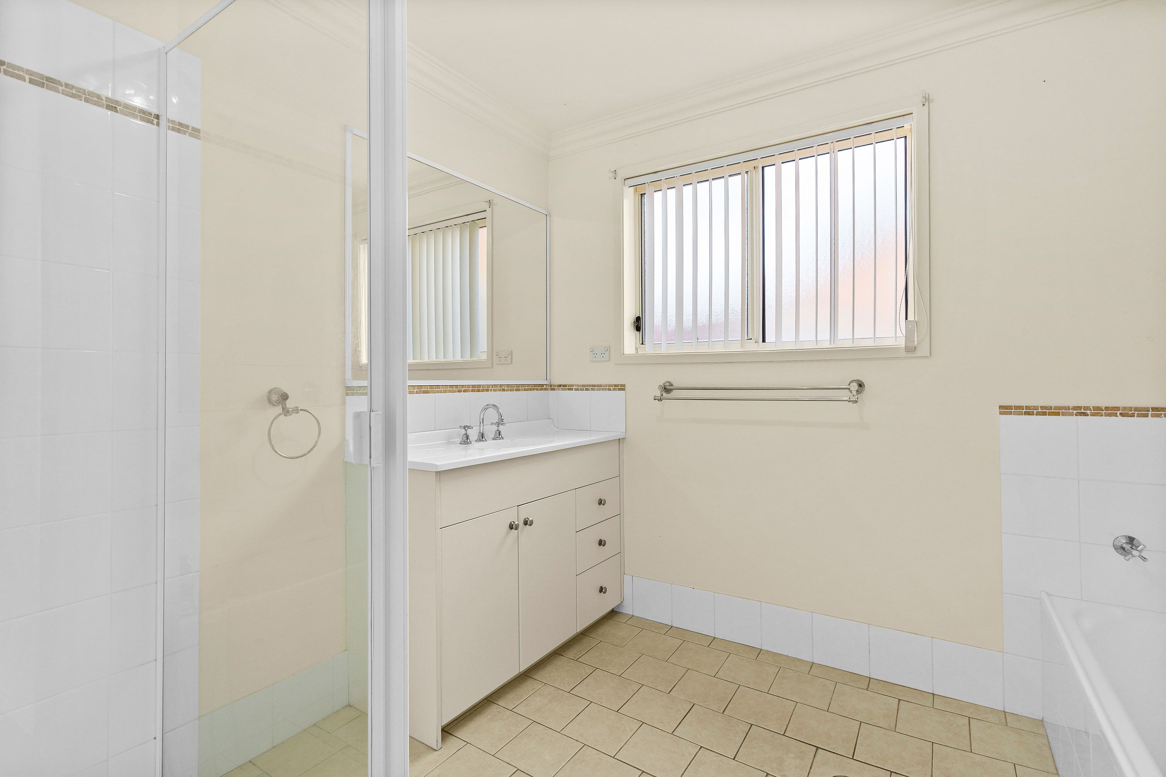 3 Silkwood Road, Woonona NSW 2517, Woonona - Thumbnail 6