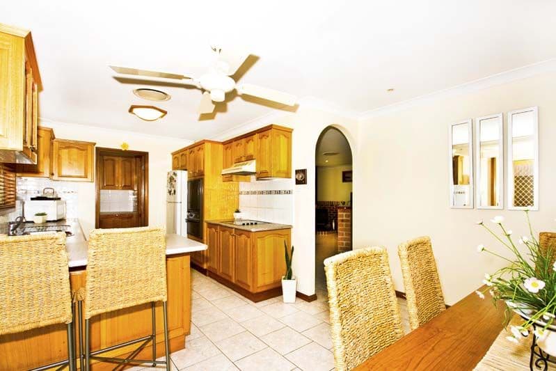 3 Wallaby Close, BOSSLEY PARK NSW 2176, Bossley Park - Thumbnail 4