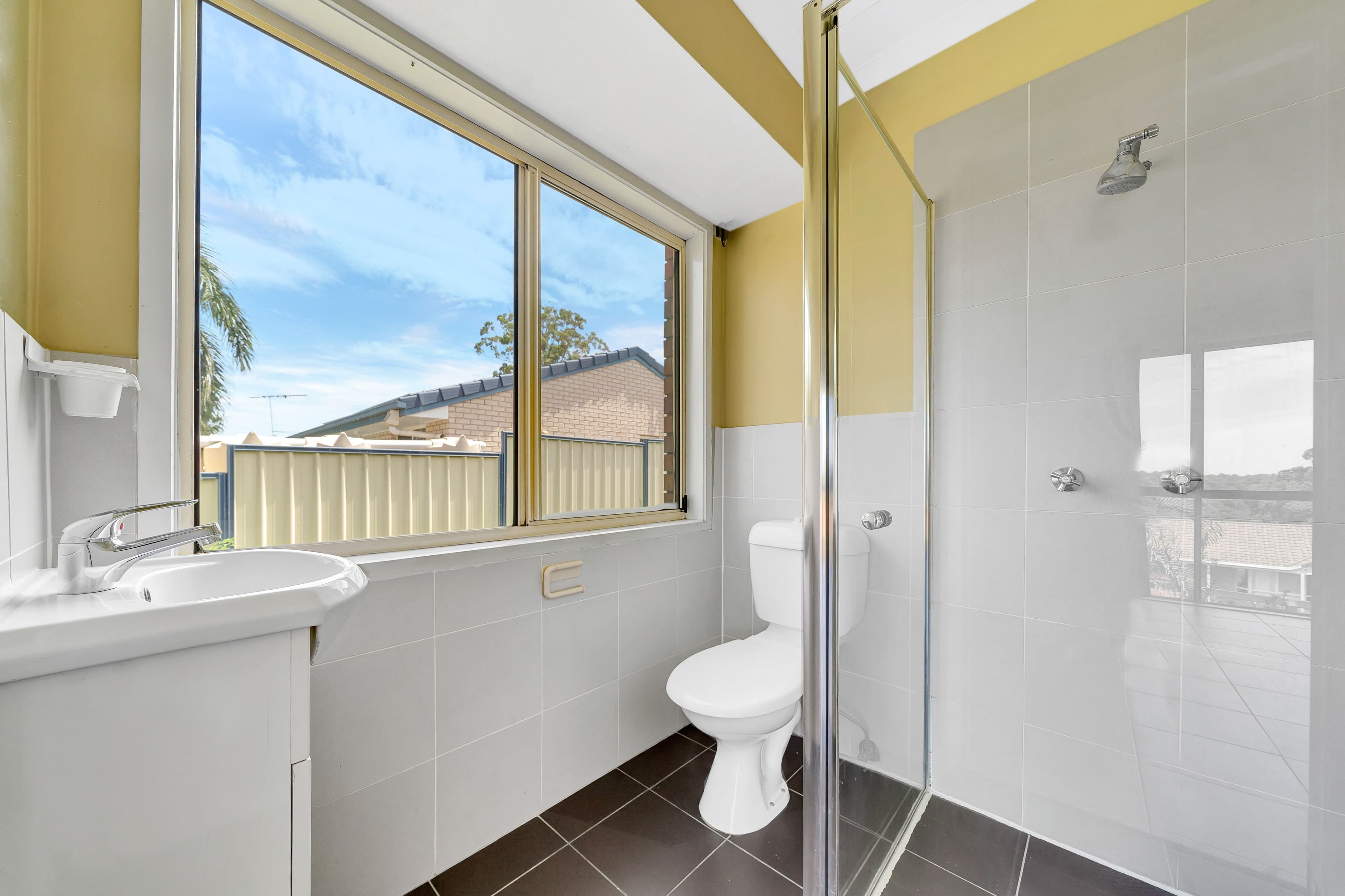 4 Bou Court, Edens Landing QLD 4207, Edens Landing - Thumbnail 8
