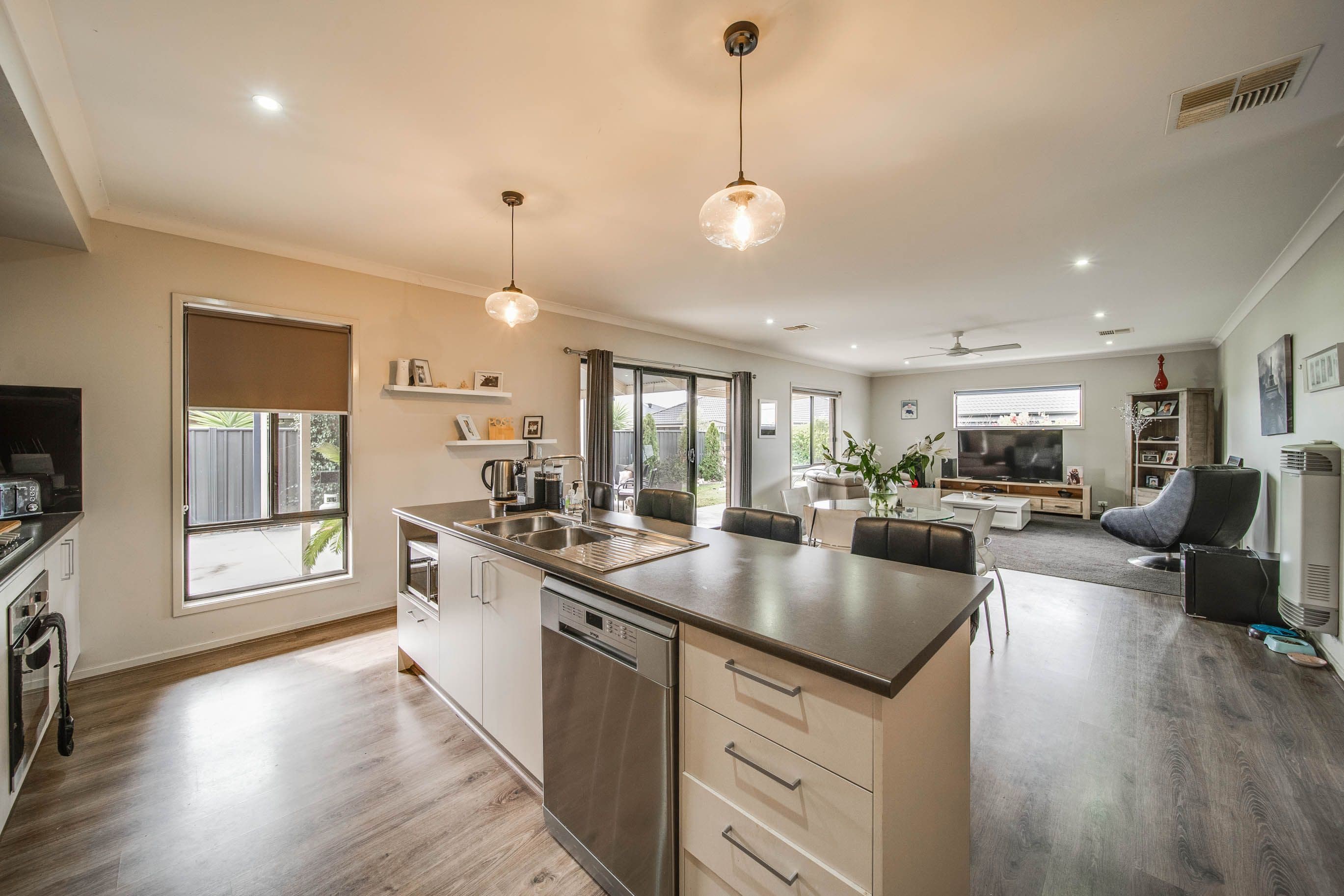 4 Fitzgerald Road, Huntly VIC 3551, Huntly - Thumbnail 2