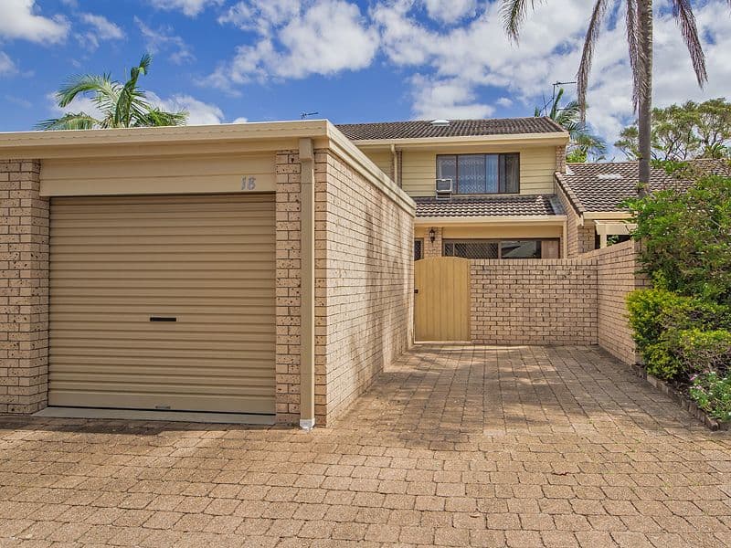 14 Shrike Court, BURLEIGH WATERS QLD 4220, Burleigh Waters - Thumbnail 3
