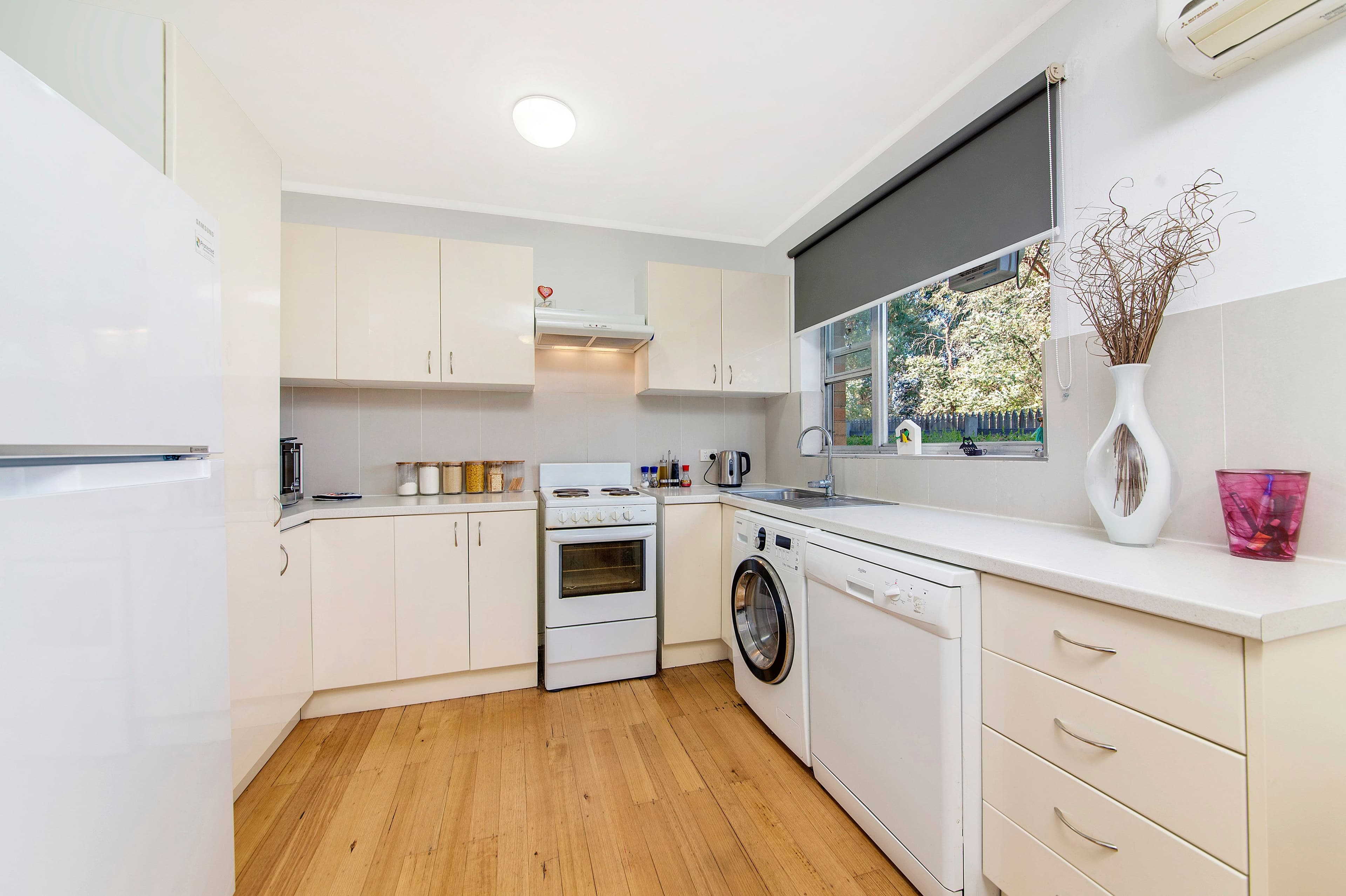 51 Hampton Circuit, Yarralumla ACT 2600, Yarralumla - Thumbnail 2