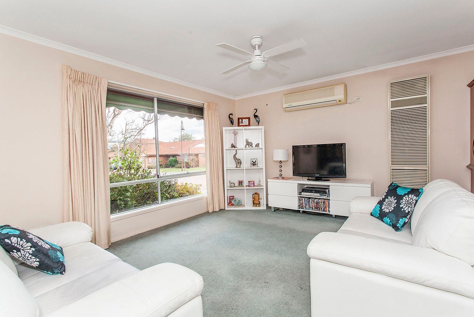 36 Sandon Circuit, Forest Hill VIC 3131, Forest Hill - Thumbnail 2