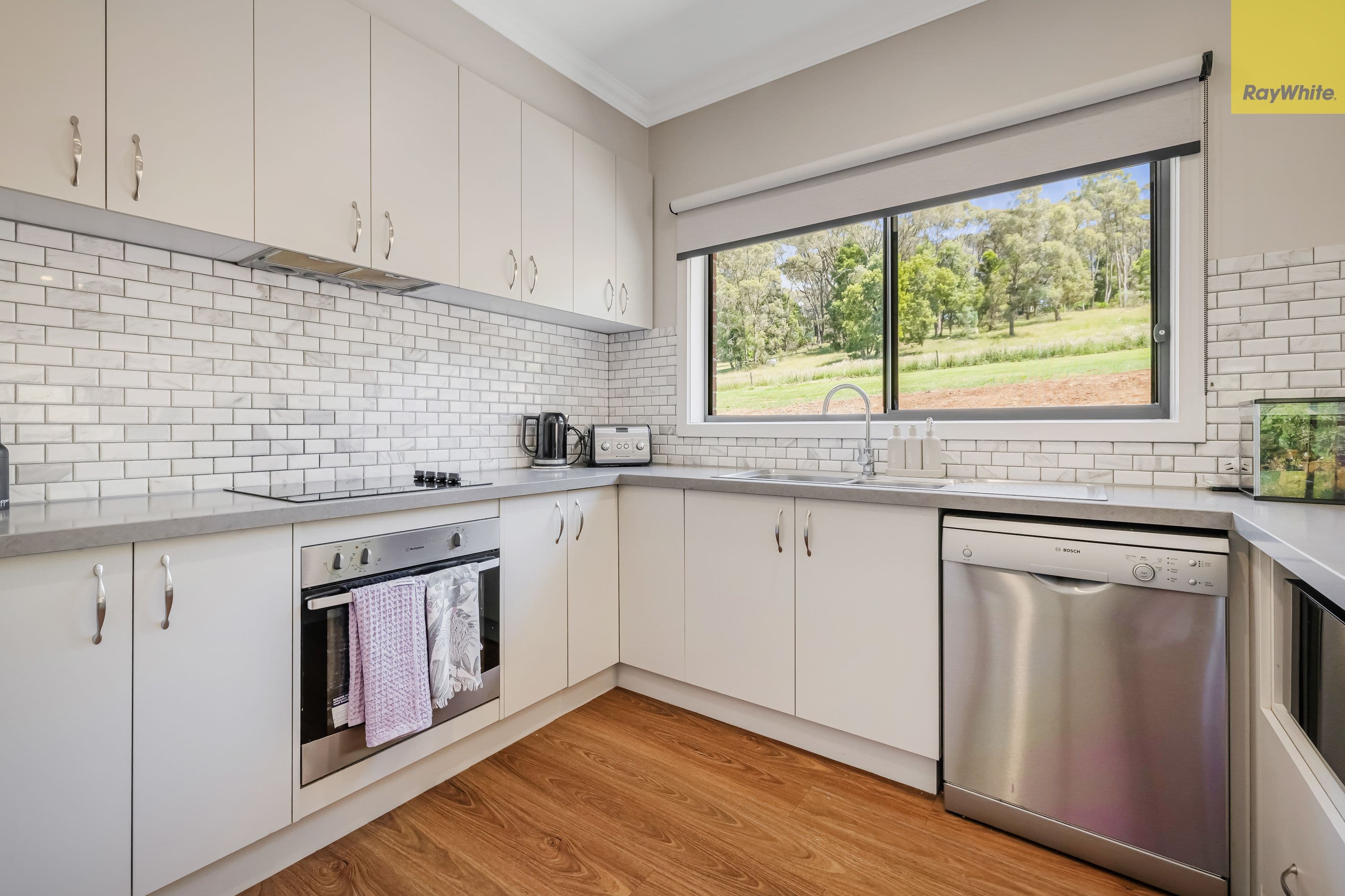 18 Walkers Lane, Mount Egerton VIC 3352, Mount Egerton - Thumbnail 5