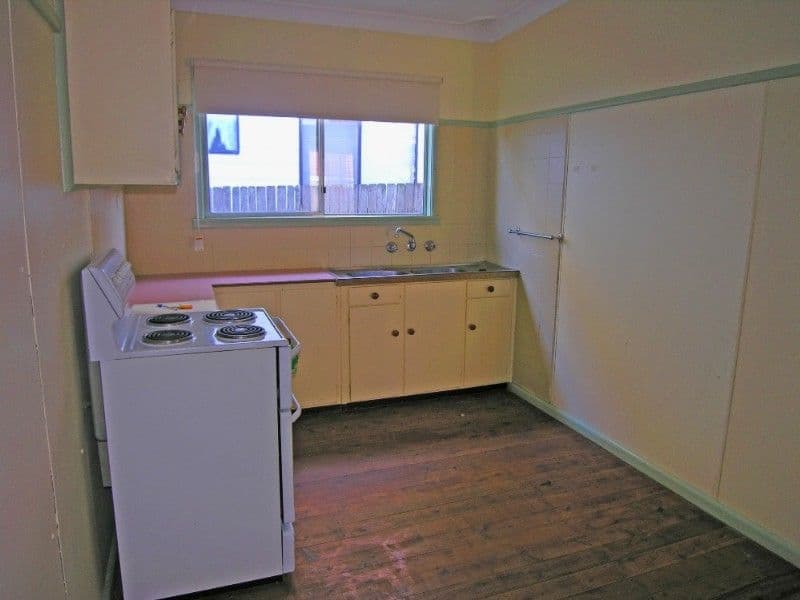 29 Canton Beach Road, TOUKLEY NSW 2263, Toukley - Thumbnail 4