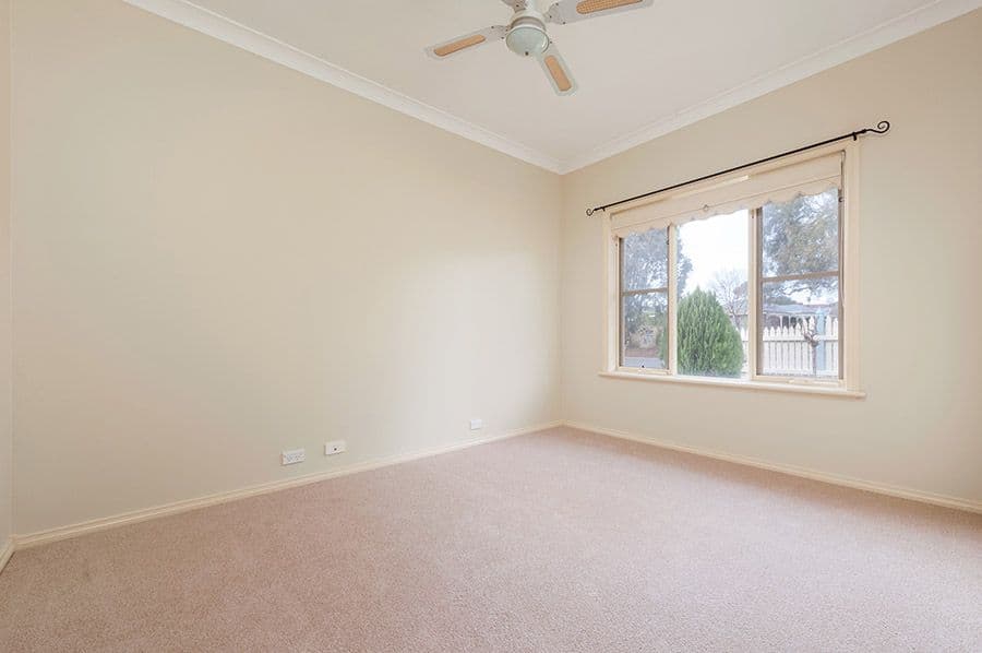 4 Heathwood Close, Craigieburn VIC 3064, Craigieburn - Thumbnail 6