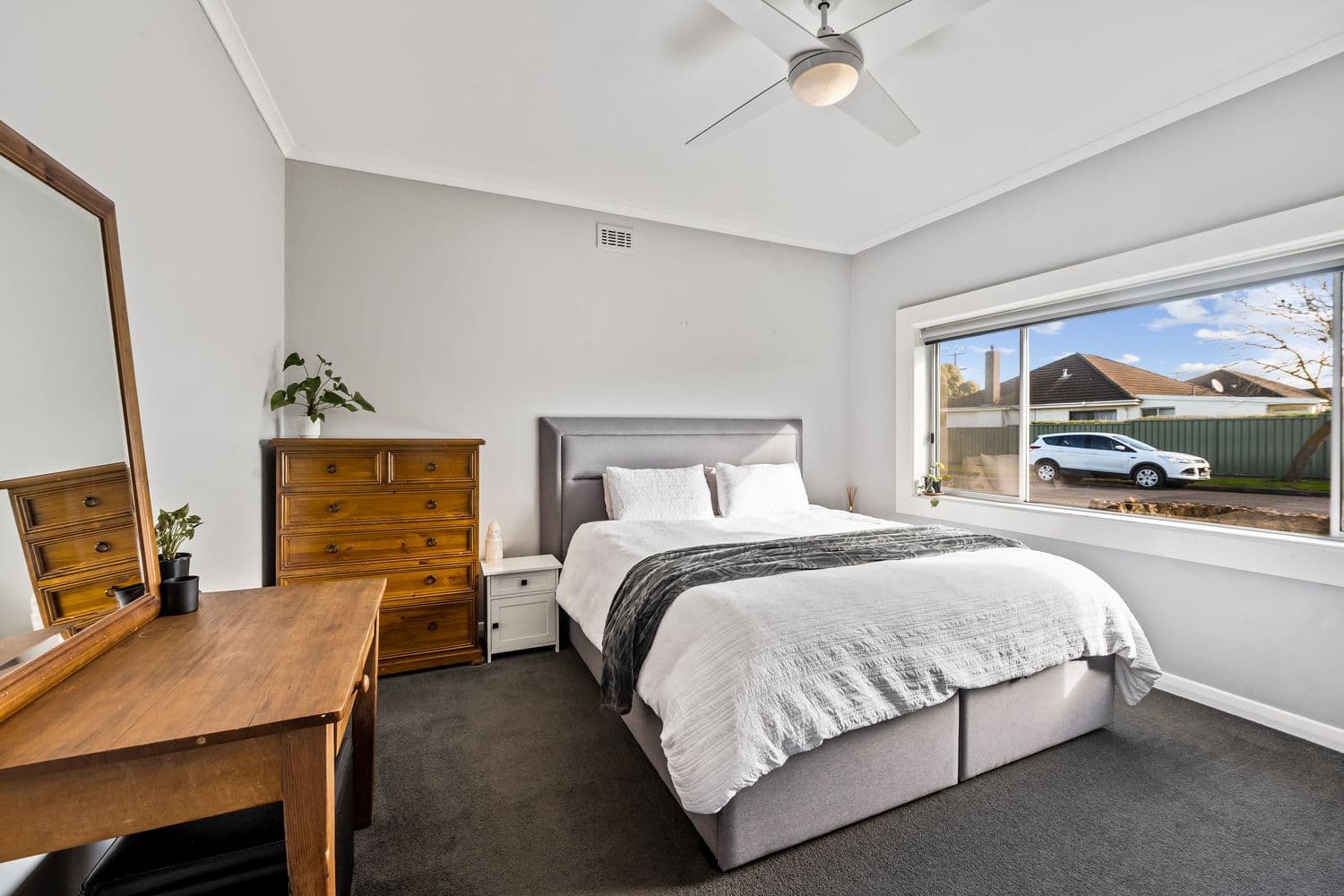 32 Umpherston Street, Mount Gambier SA 5290, Mount Gambier - Thumbnail 2