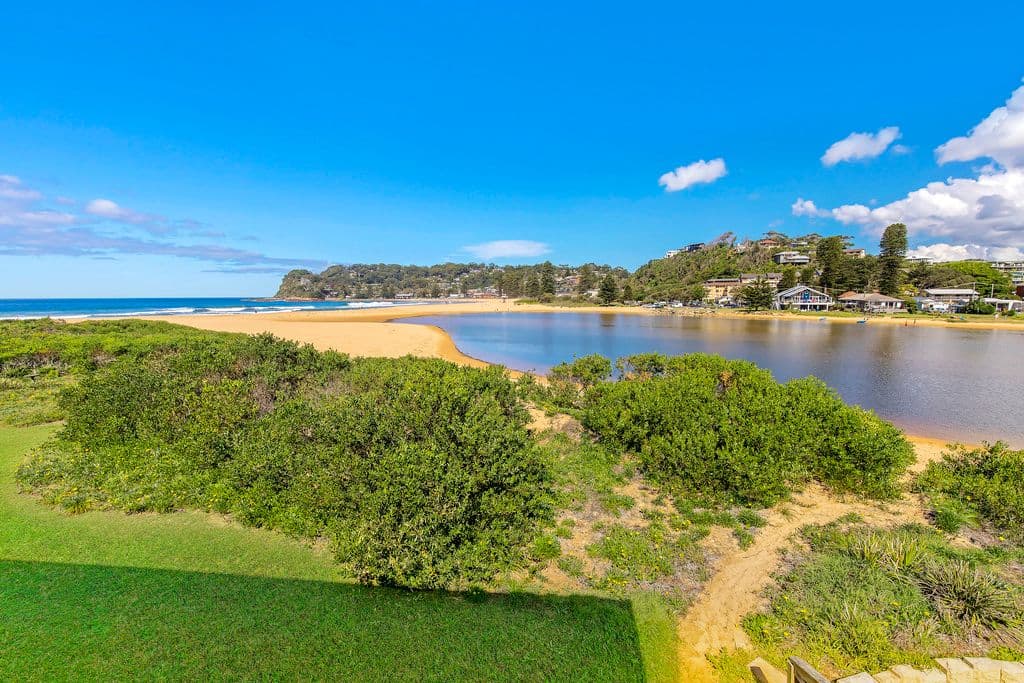 16 Bareena Avenue, North Avoca - Thumbnail 4