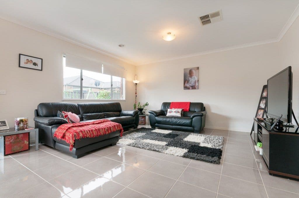 11 Eminence Way, CRAIGIEBURN VIC 3064, Craigieburn - Thumbnail 5