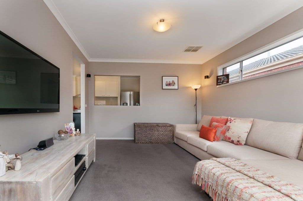11 Eminence Way, CRAIGIEBURN VIC 3064, Craigieburn - Thumbnail 6