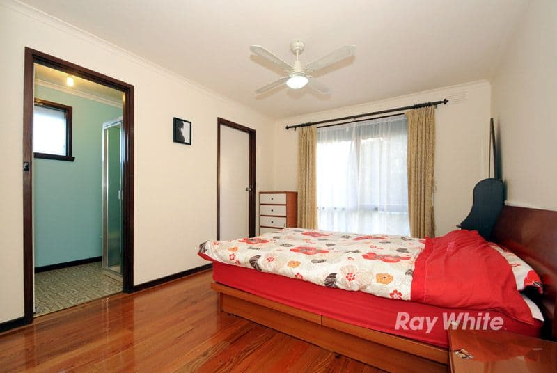 11 Melanie Close, KEYSBOROUGH VIC 3173, Keysborough - Thumbnail 5
