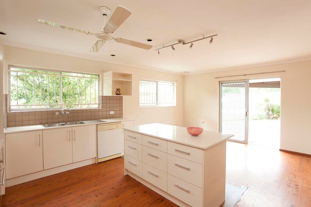 1 Starcross Street, MACGREGOR QLD 4109, Macgregor - Thumbnail 2