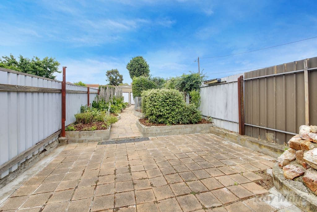 102 Clifford Street, Goulburn - Thumbnail 7