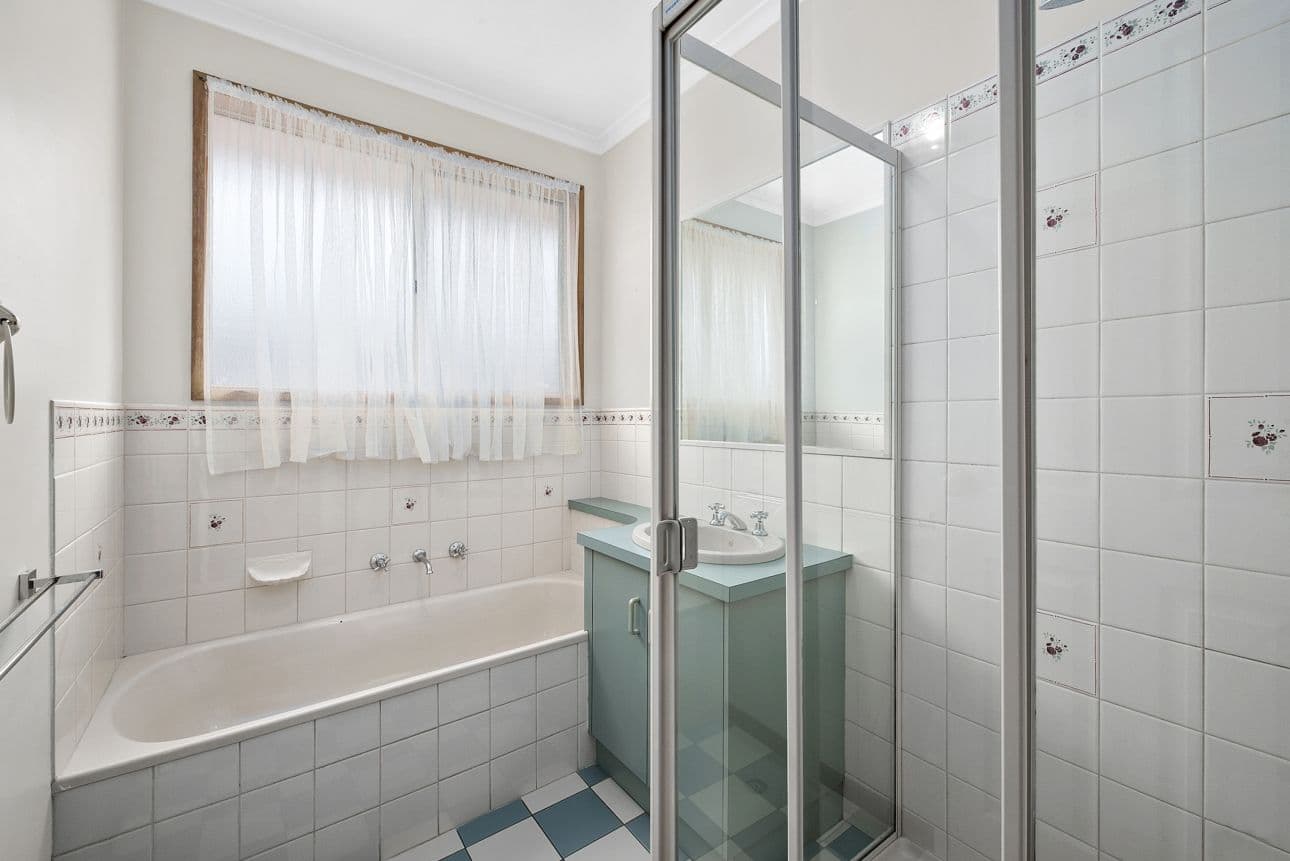 77 Cloverdale Drive, Corio VIC 3214, Corio - Thumbnail 5