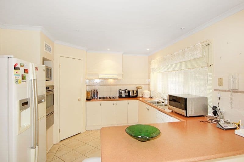 6 Macintyre Street, BATEAU BAY NSW 2261, Bateau Bay - Thumbnail 3